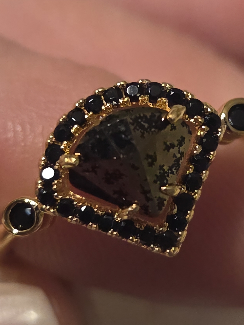 Fragrant Jewels Gold Teardrop Ring with Black Stones (Sz8)